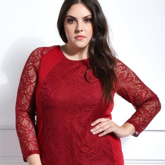 Show Me More Plus Size Dress - Picture 3 of 7